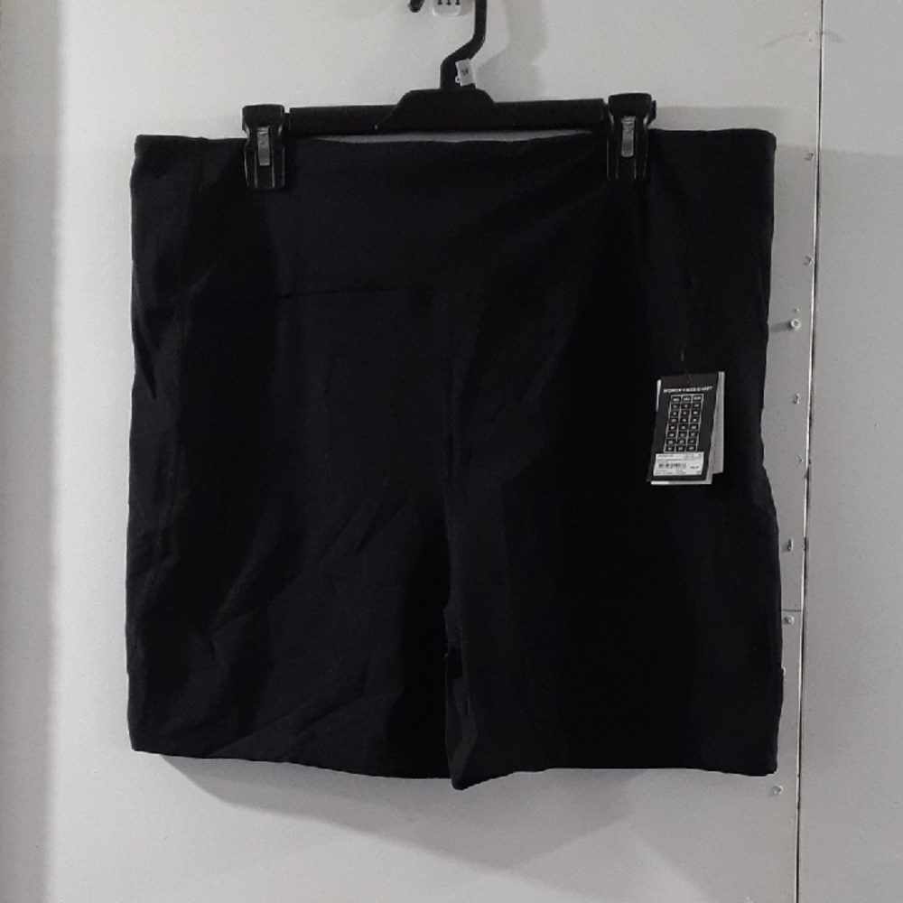 BNWT Women's Cotton On Compression Bike Shorts